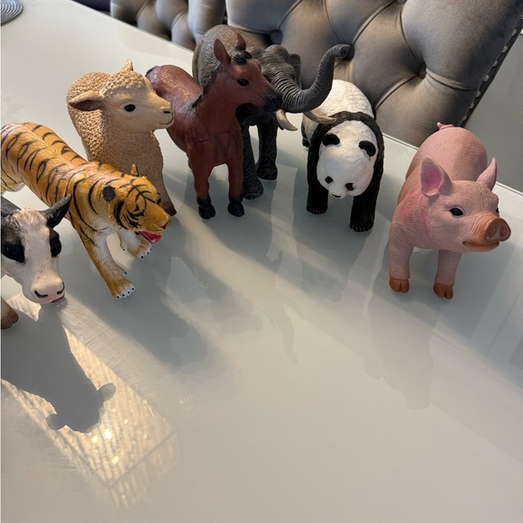 Animal Figurine Set - Picture 3 of 9